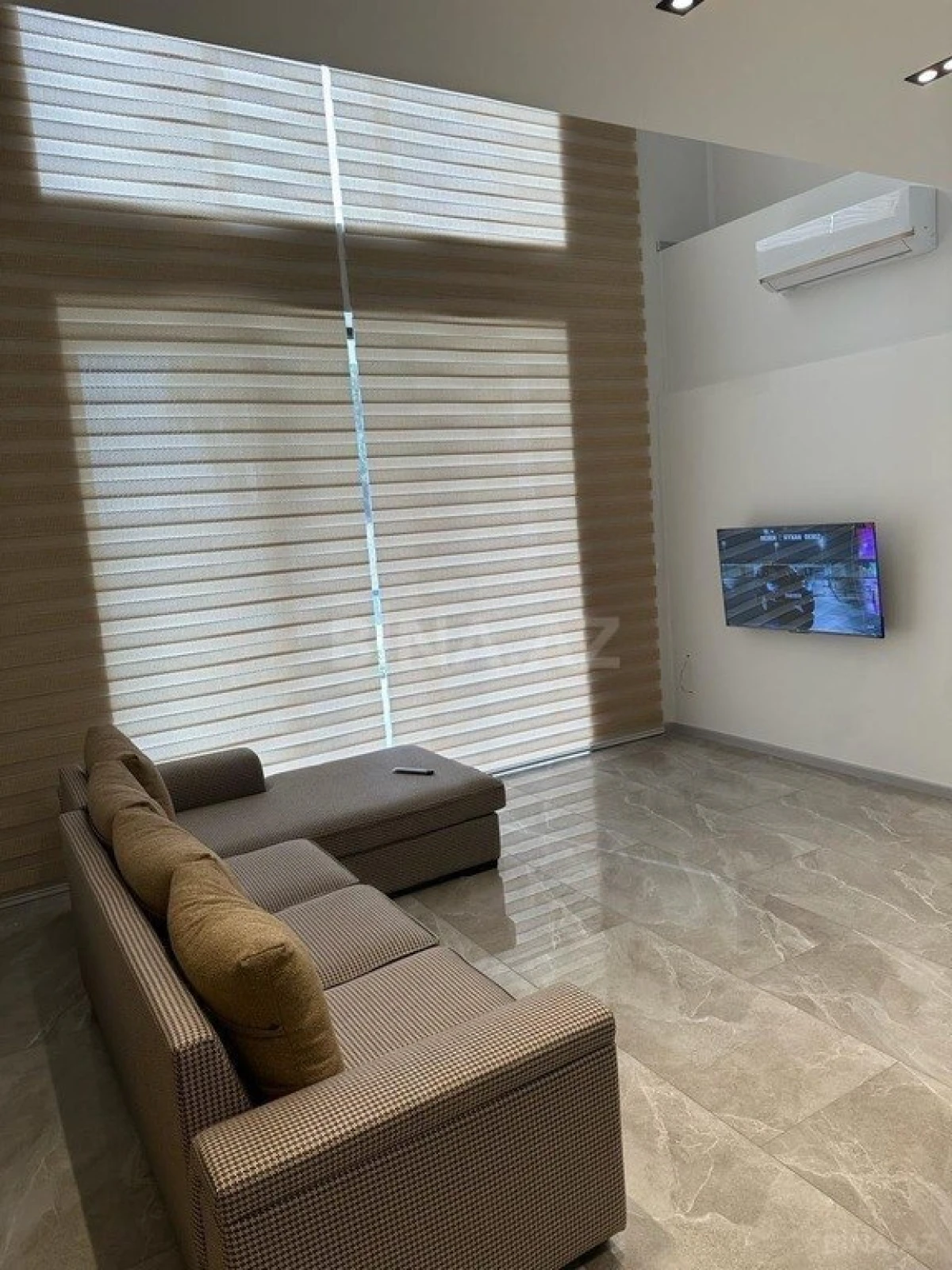 Kirayə verilir 4 otaqlı həyət evi 220 m²