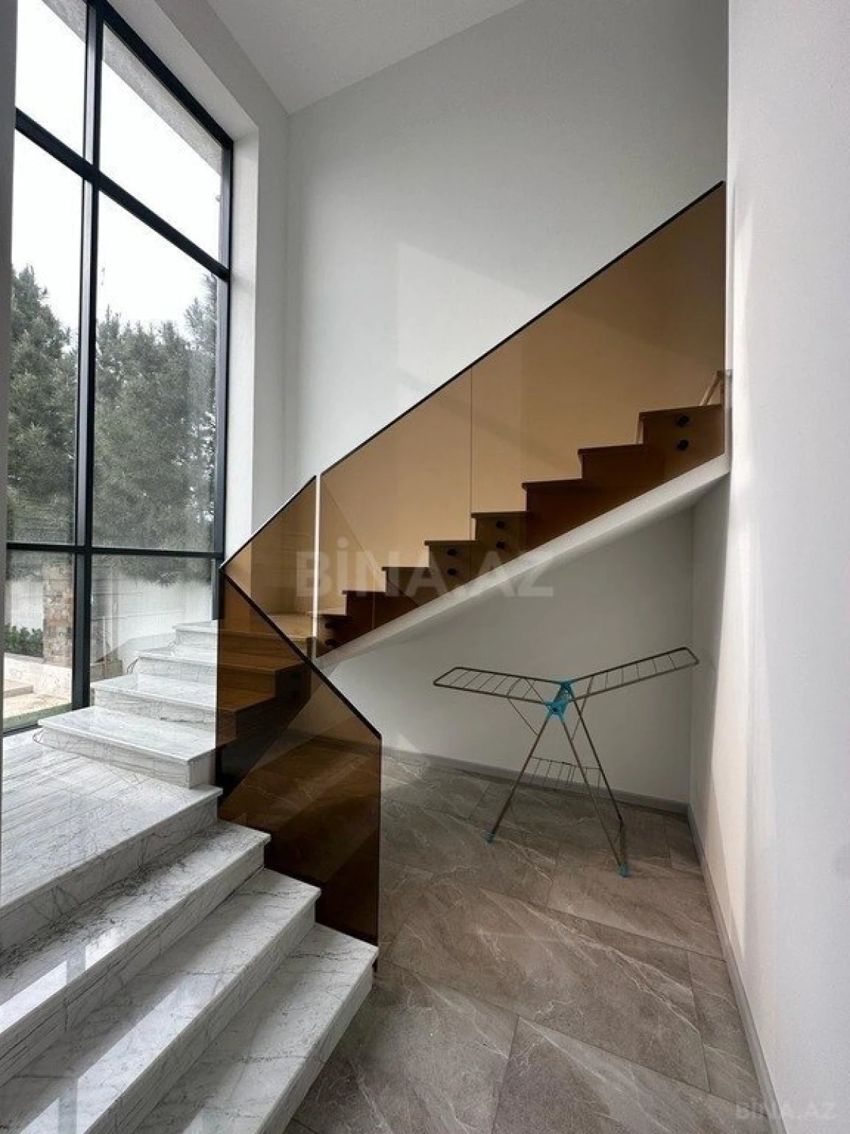 Kirayə verilir 4 otaqlı həyət evi 220 m²