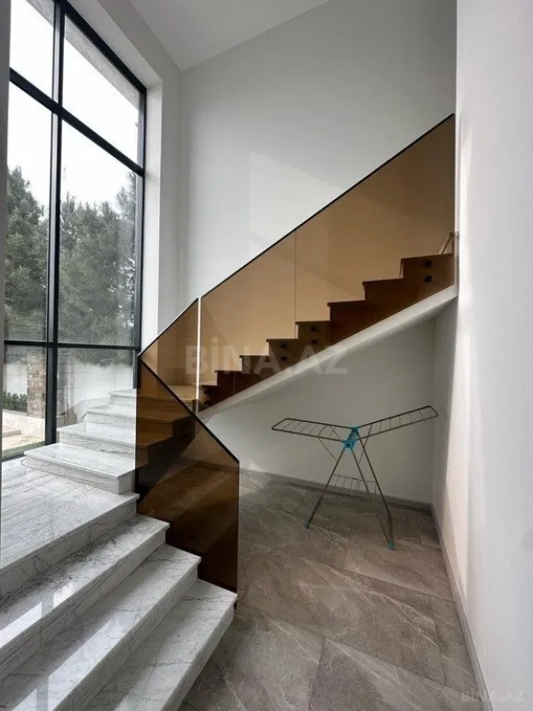 Kirayə verilir 4 otaqlı həyət evi 220 m²