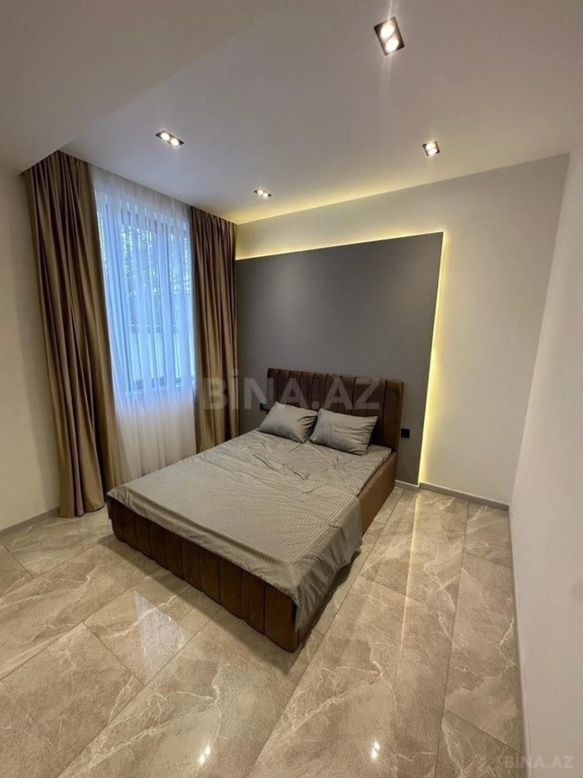 Kirayə verilir 4 otaqlı həyət evi 220 m²