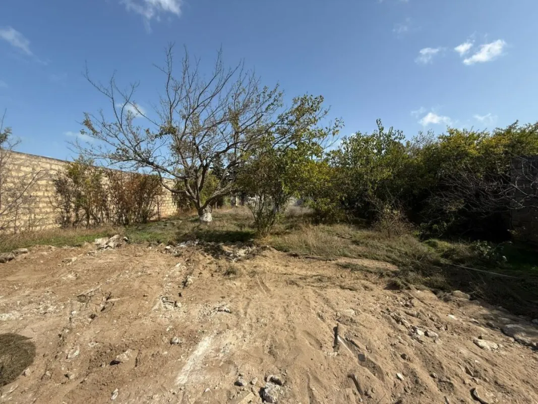 Satılır torpaq sahəsi 12 m²