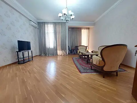 Satılır 3 otaqlı mənzil 115 m²