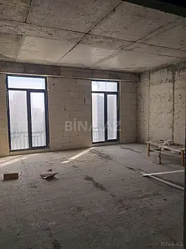 Satılır 4 otaqlı mənzil 162 m²