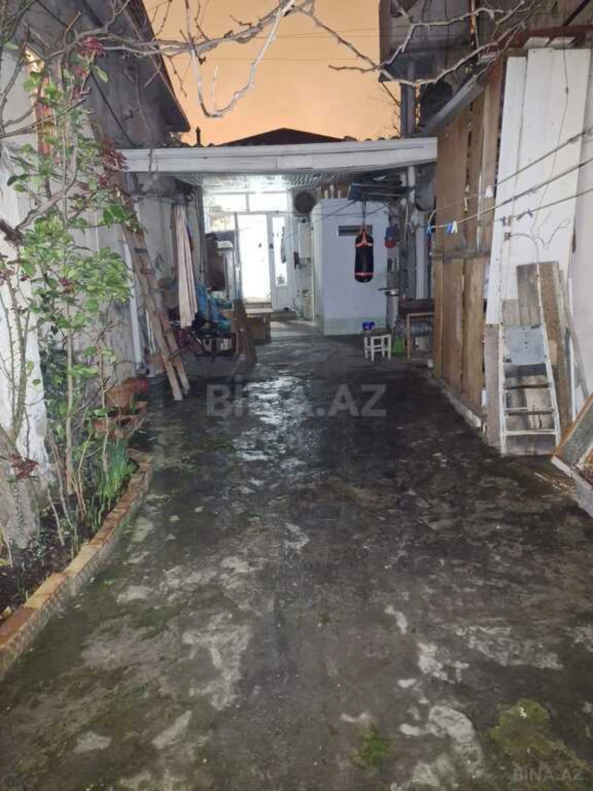 Satılır 4 otaqlı həyət evi 100 m²