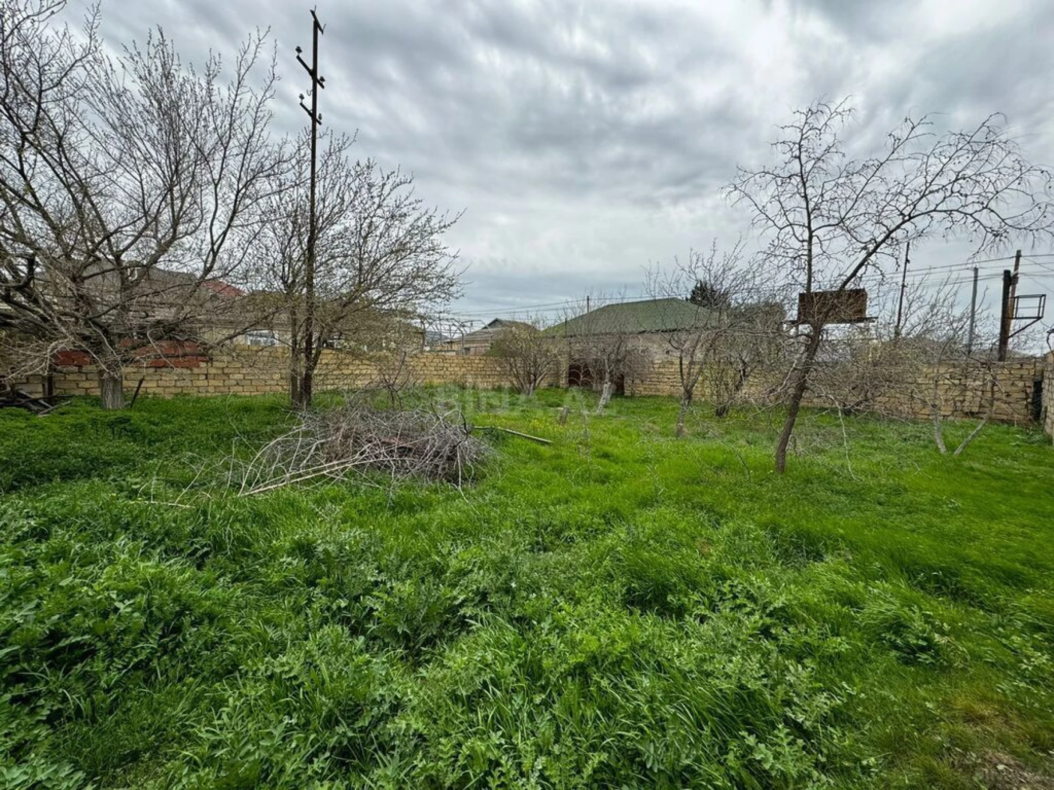 Satılır torpaq sahəsi 4 m²