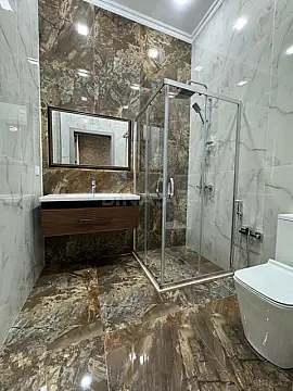 Satılır 4 otaqlı həyət evi 185 m²