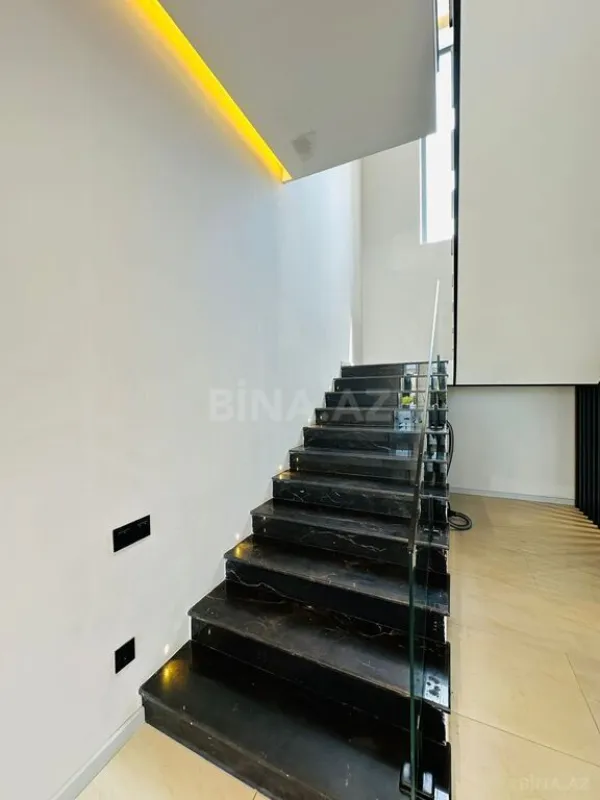 Kirayə verilir 4 otaqlı həyət evi 360 m²