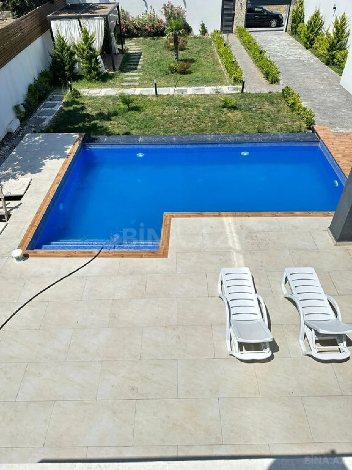 Kirayə verilir 4 otaqlı həyət evi 360 m²