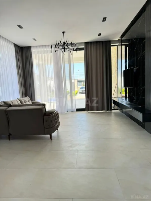Kirayə verilir 4 otaqlı həyət evi 360 m²