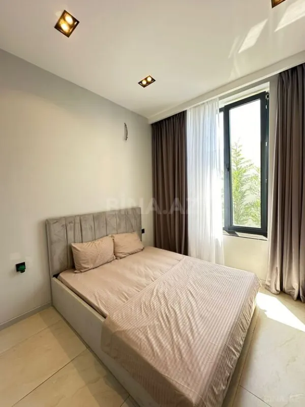 Kirayə verilir 4 otaqlı həyət evi 360 m²