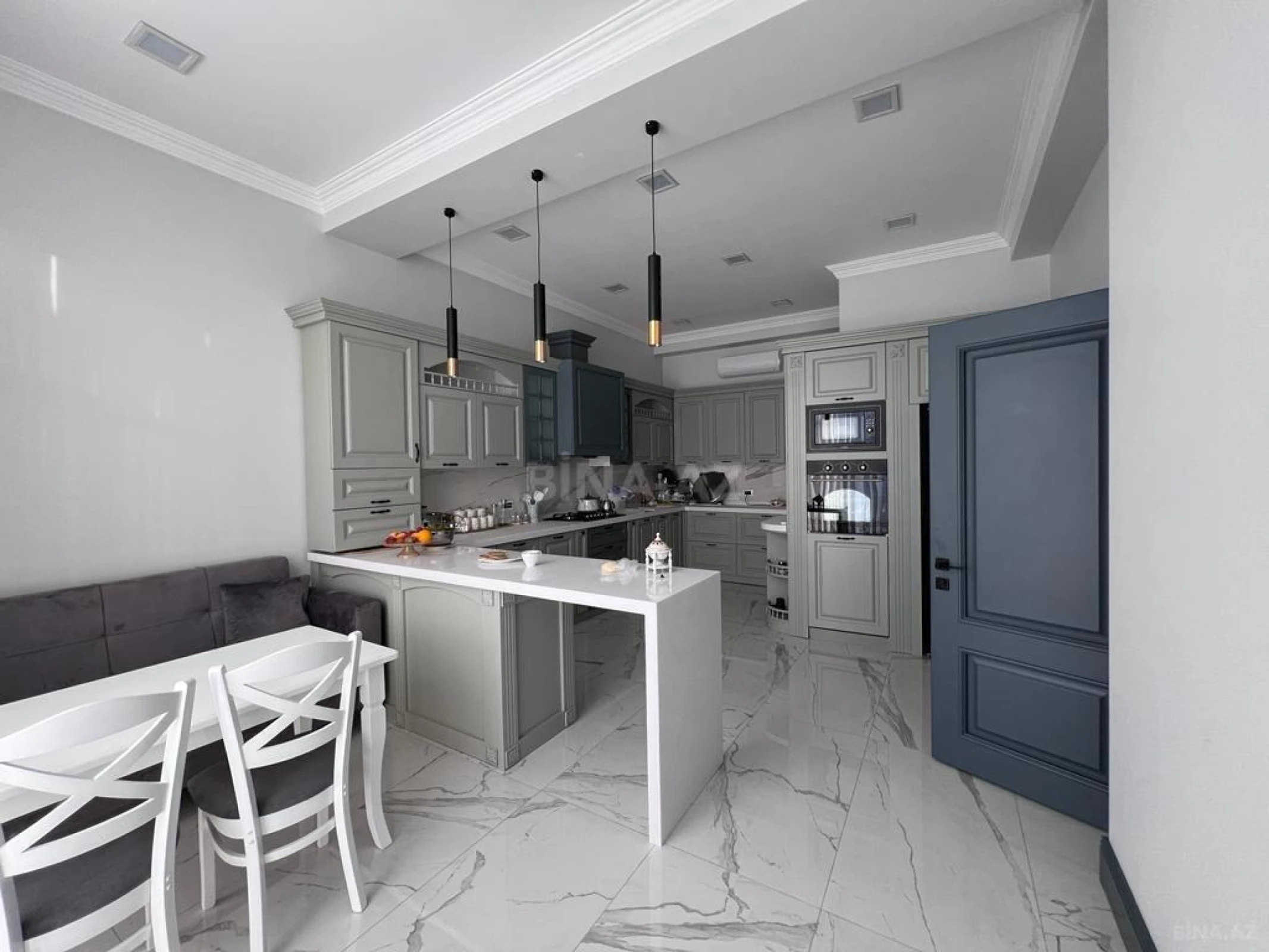 Kirayə verilir 5 otaqlı həyət evi 400 m²