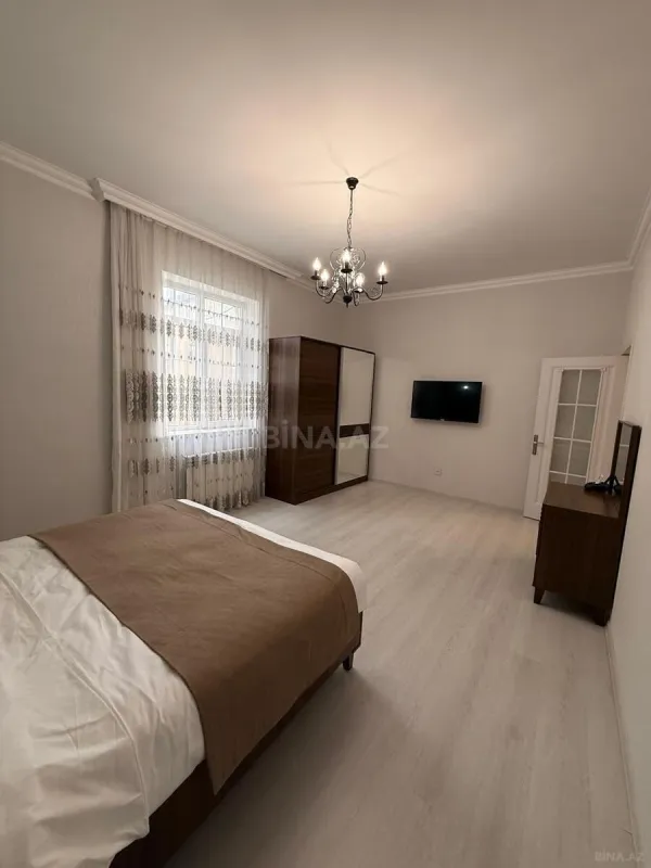 Kirayə verilir 5 otaqlı həyət evi 200 m²