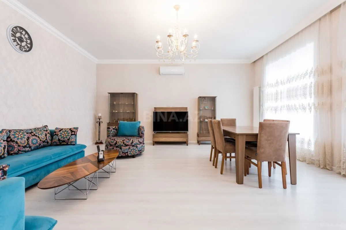 Kirayə verilir 5 otaqlı həyət evi 200 m²