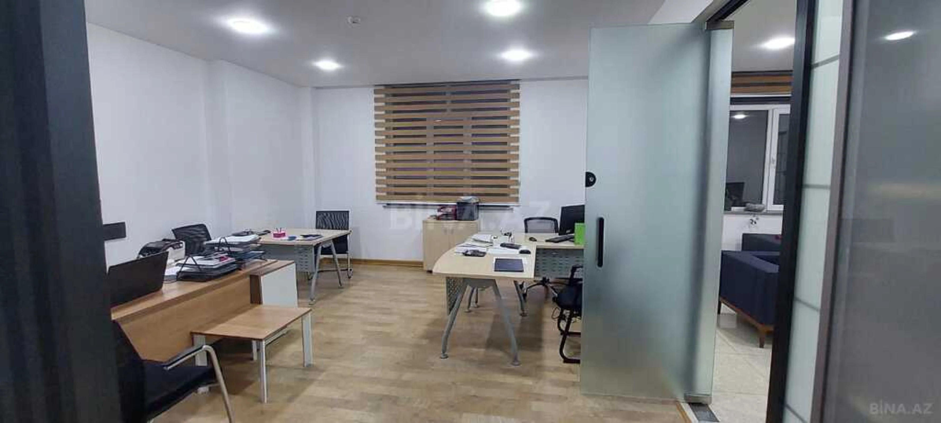 Kirayə verilir 1 otaqlı ofis 30 m²