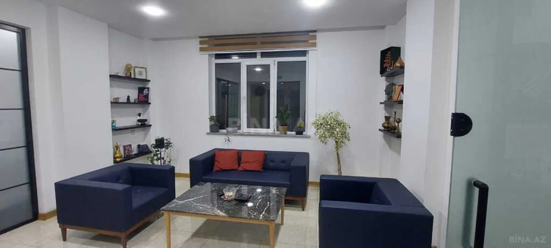 Kirayə verilir 1 otaqlı ofis 30 m²