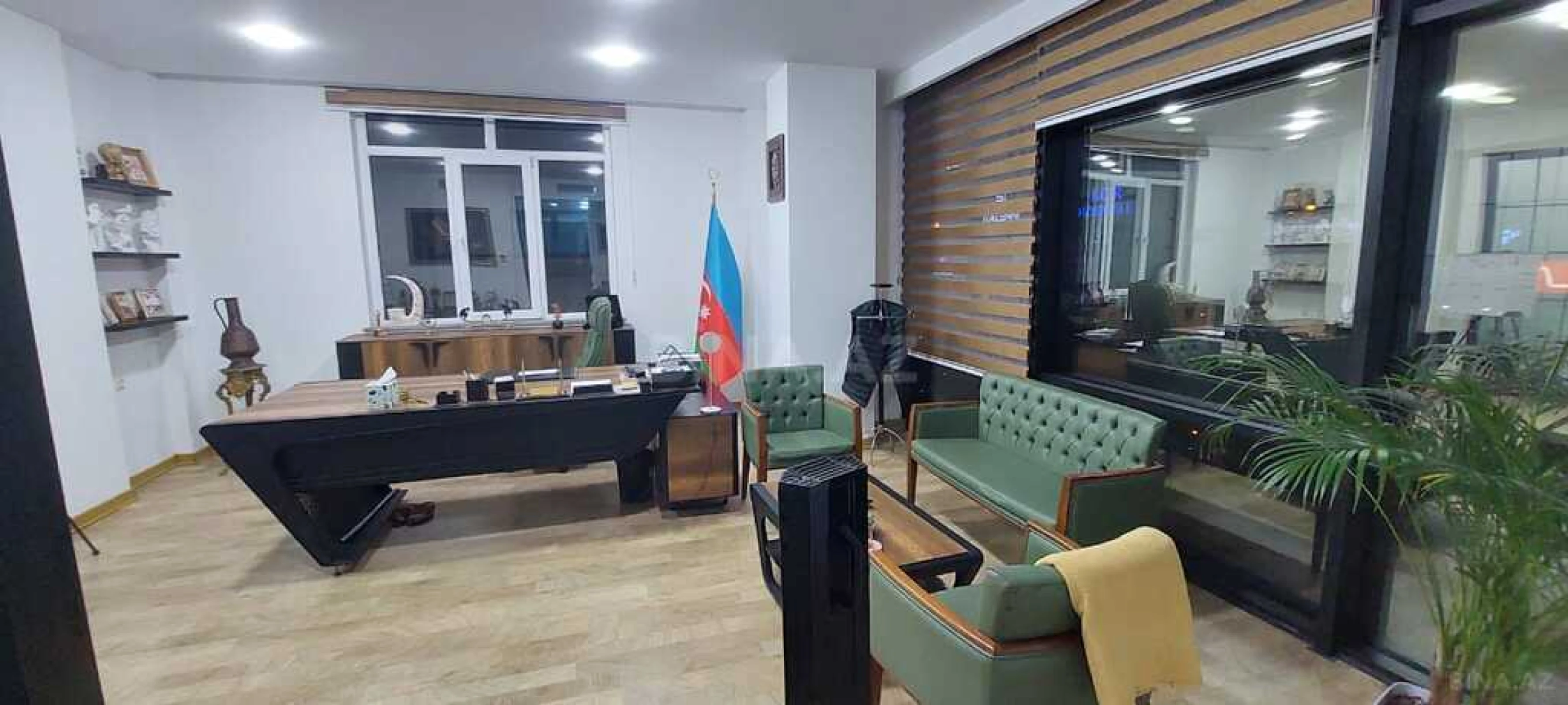 Kirayə verilir 1 otaqlı ofis 30 m²