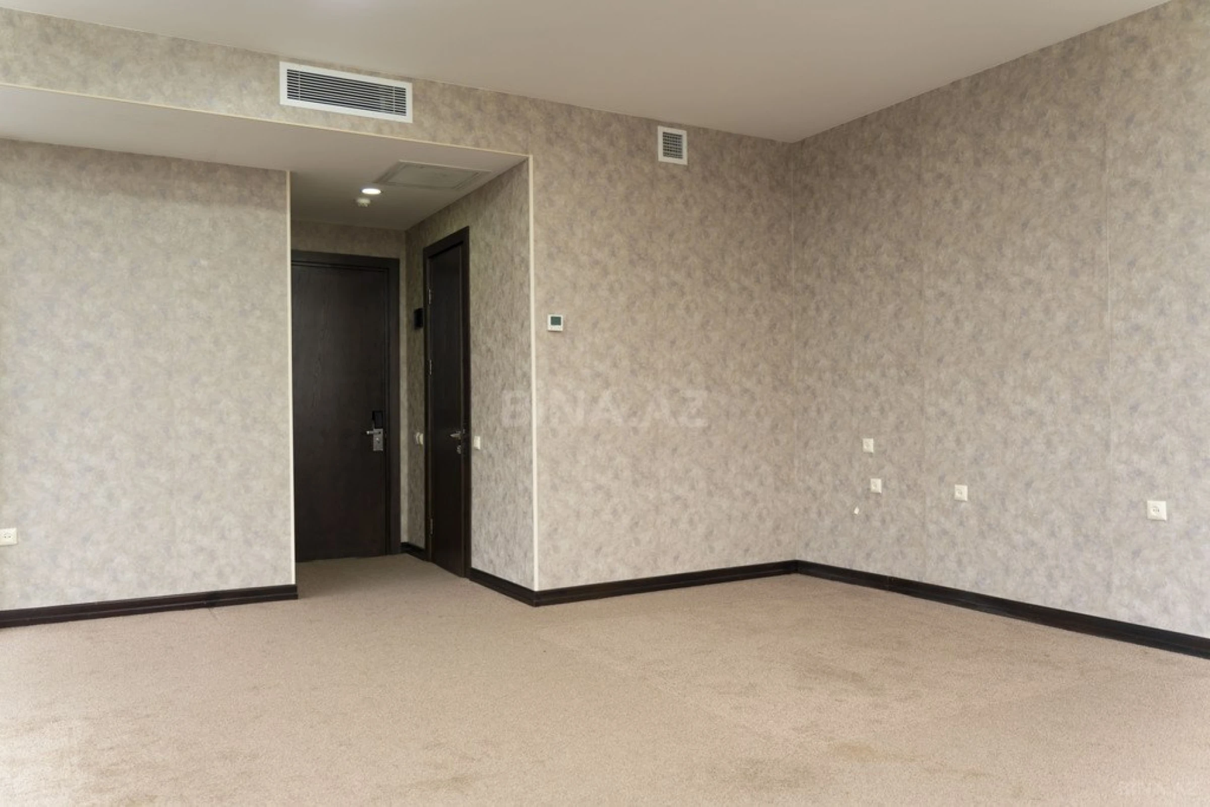 Kirayə verilir 1 otaqlı ofis 30 m²