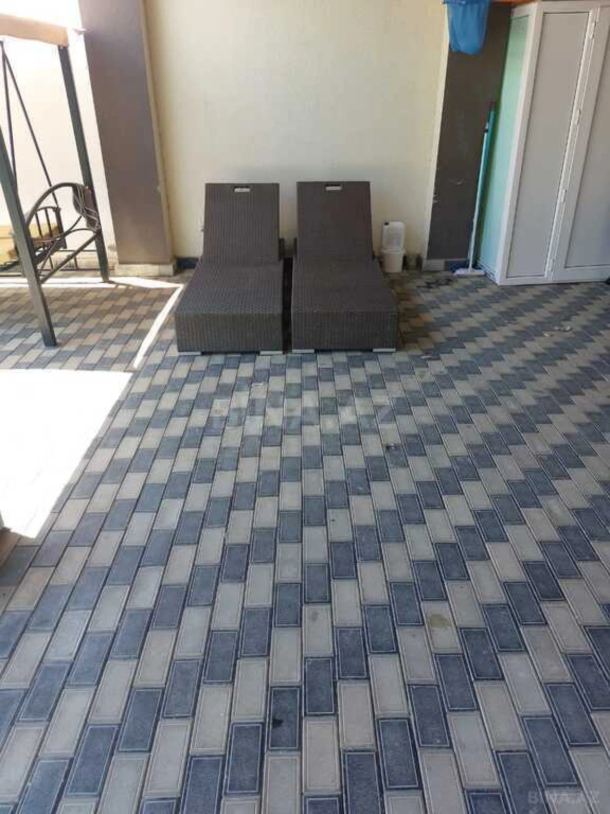 Satılır 5 otaqlı həyət evi 220 m²