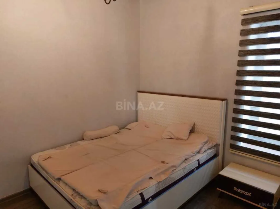 Satılır 5 otaqlı həyət evi 220 m²