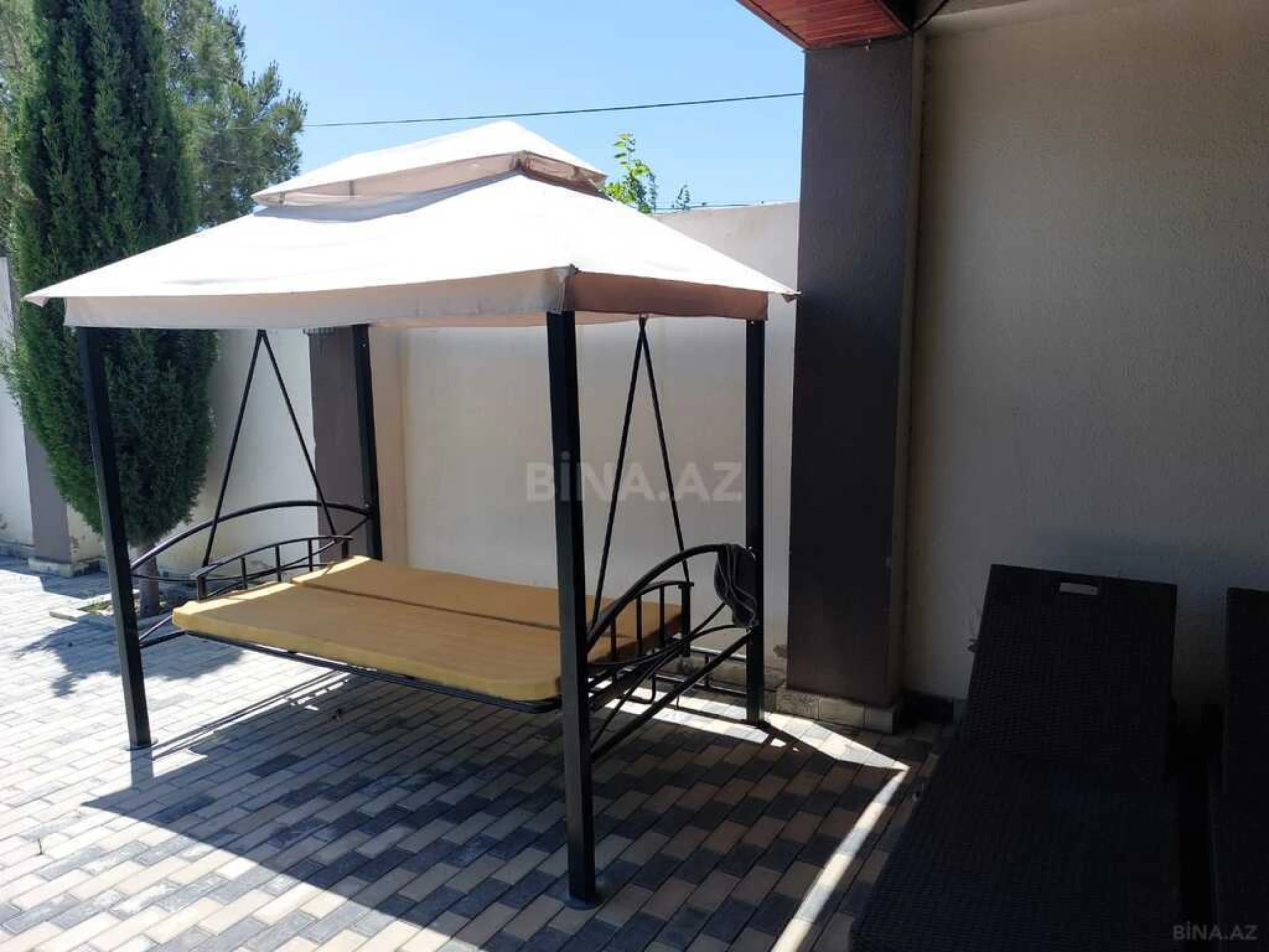 Satılır 5 otaqlı həyət evi 220 m²