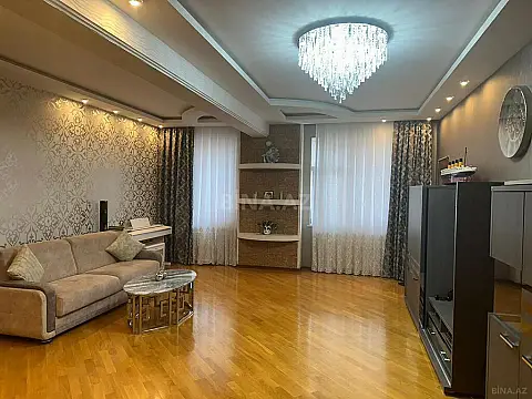 Satılır 3 otaqlı mənzil 120 m²