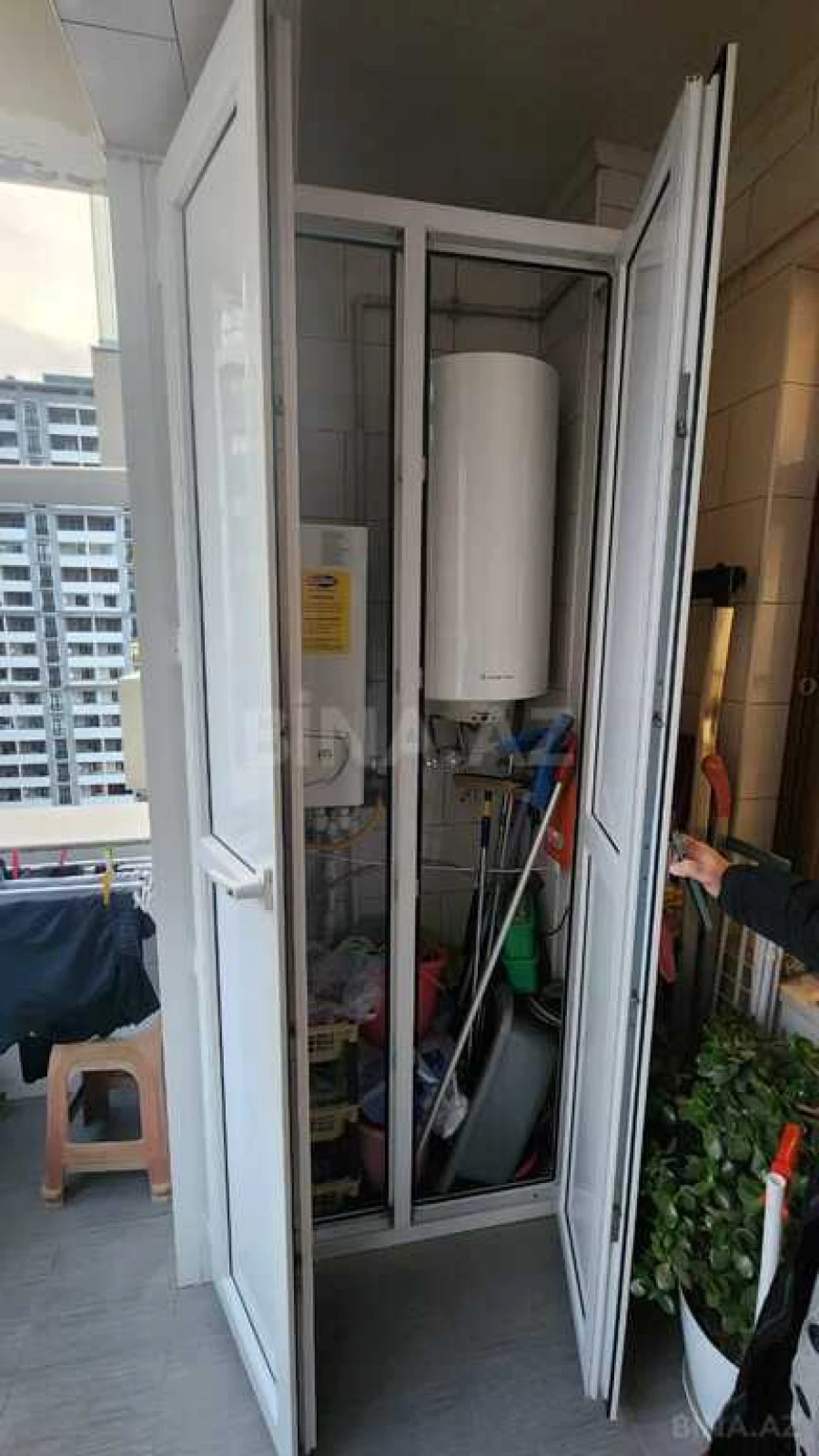 Satılır 3 otaqlı mənzil 120 m²