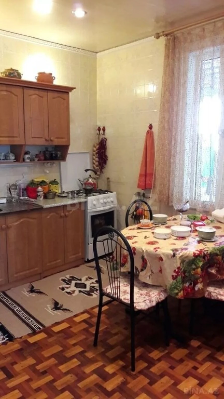 Satılır 6 otaqlı həyət evi 360 m²