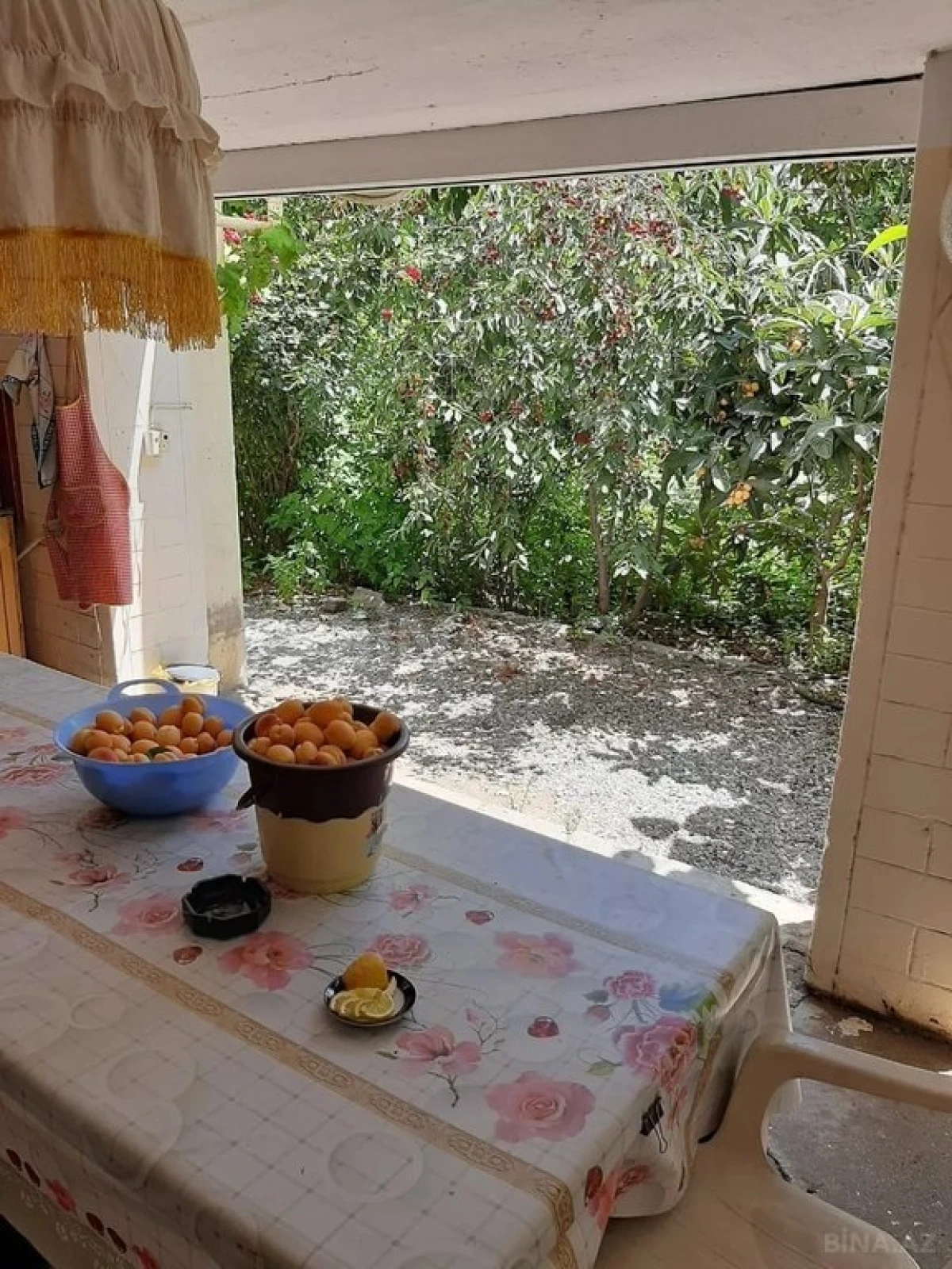 Satılır 6 otaqlı həyət evi 360 m²