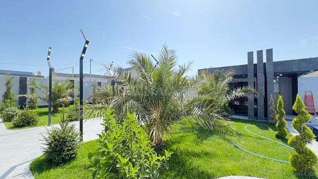 Satılır 5 otaqlı həyət evi 300 m²