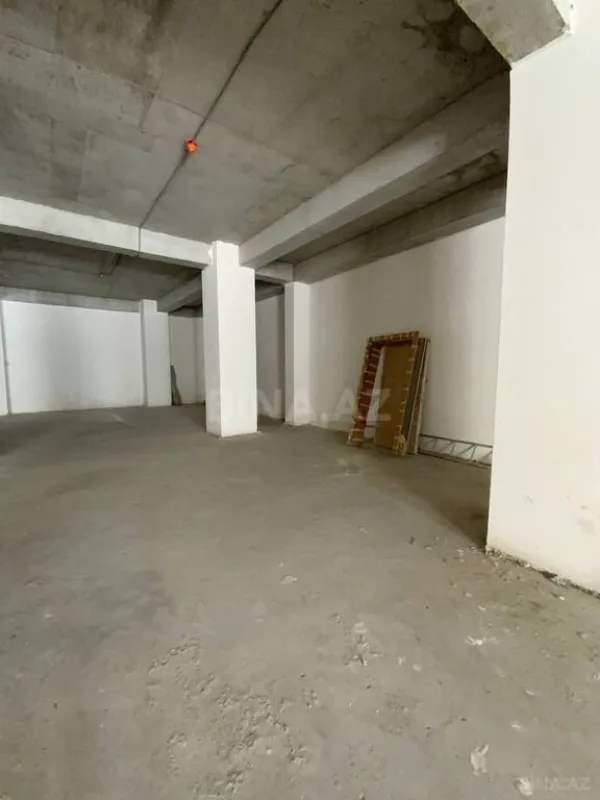 Satılır obyekt 984.49 m²