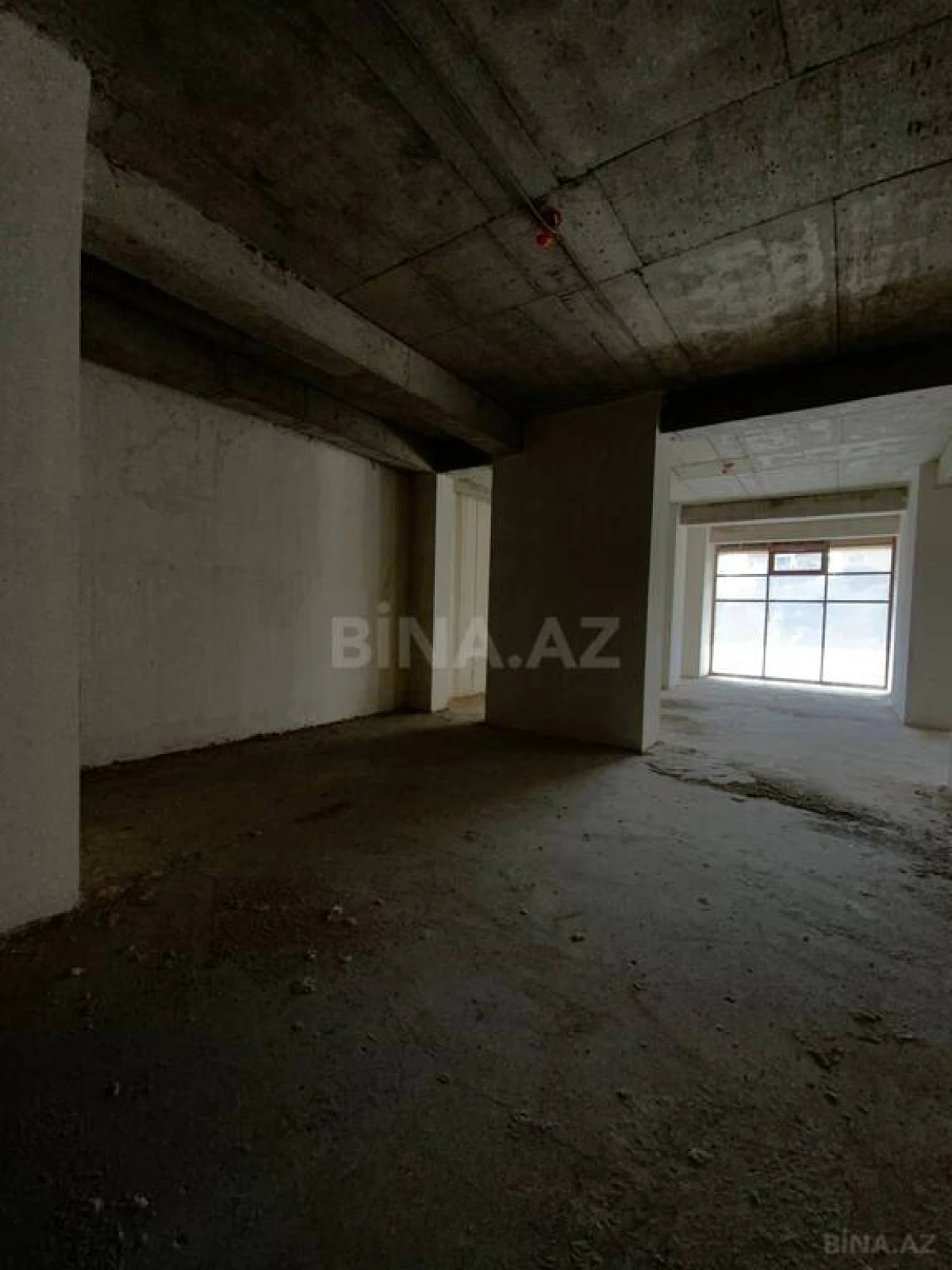 Satılır obyekt 984.49 m²