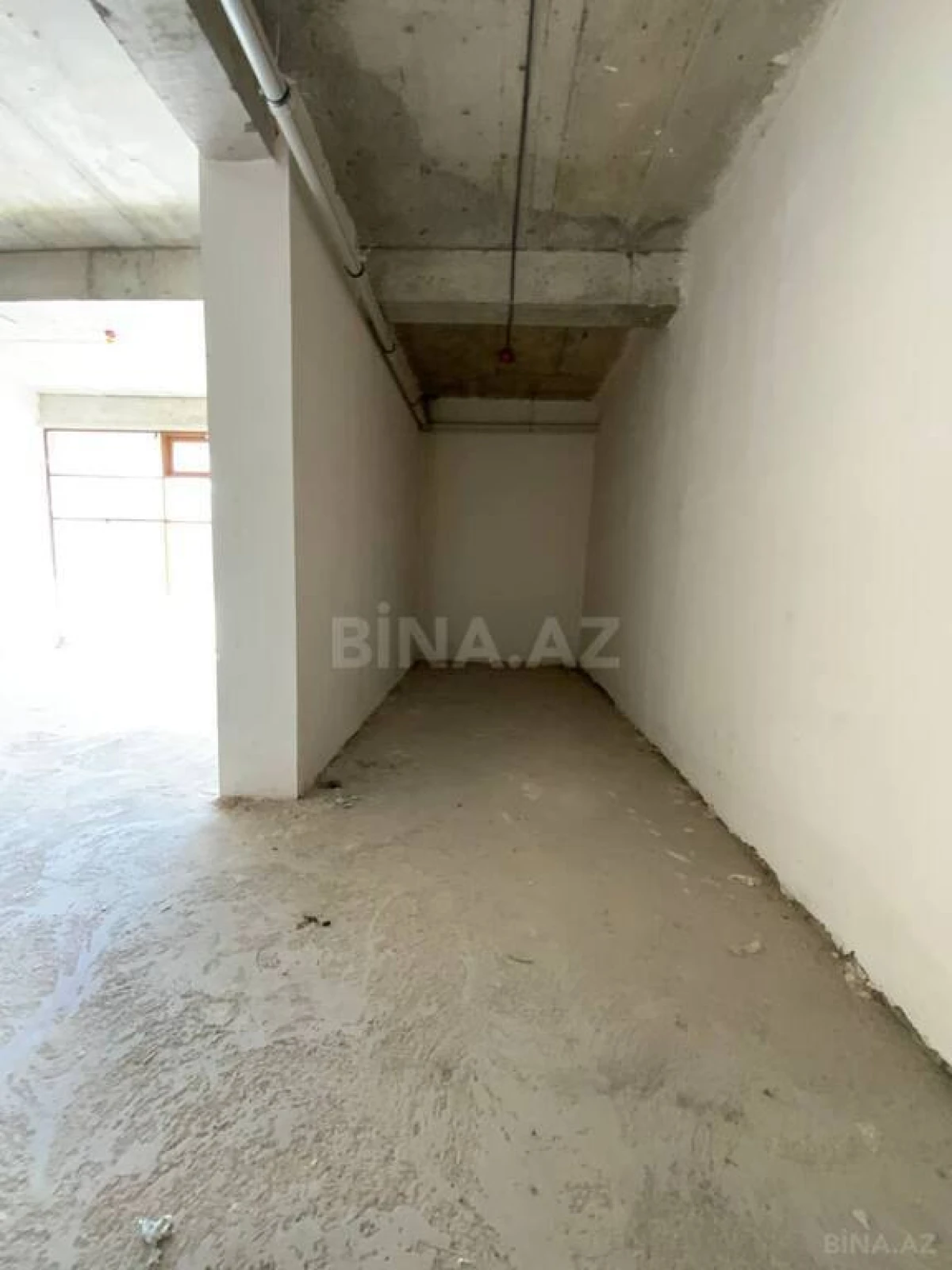Satılır obyekt 984.49 m²