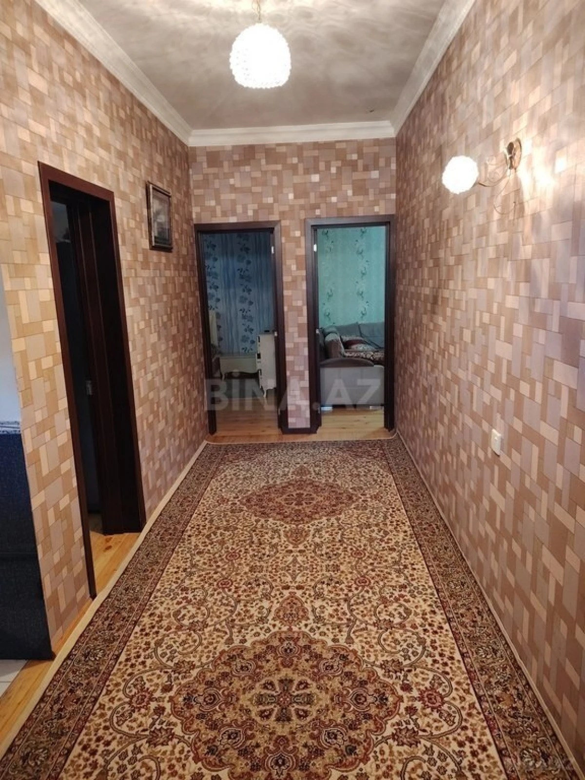Satılır 5 otaqlı həyət evi 140 m²