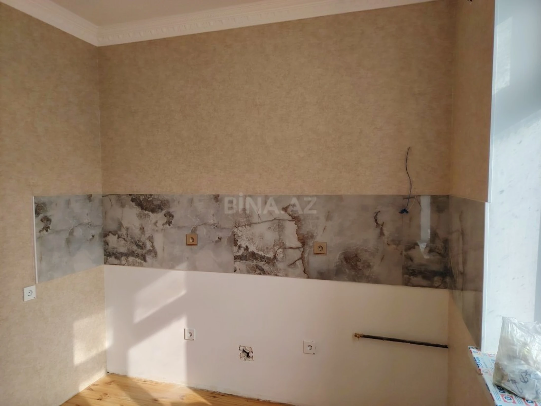 Satılır 5 otaqlı həyət evi 140 m²