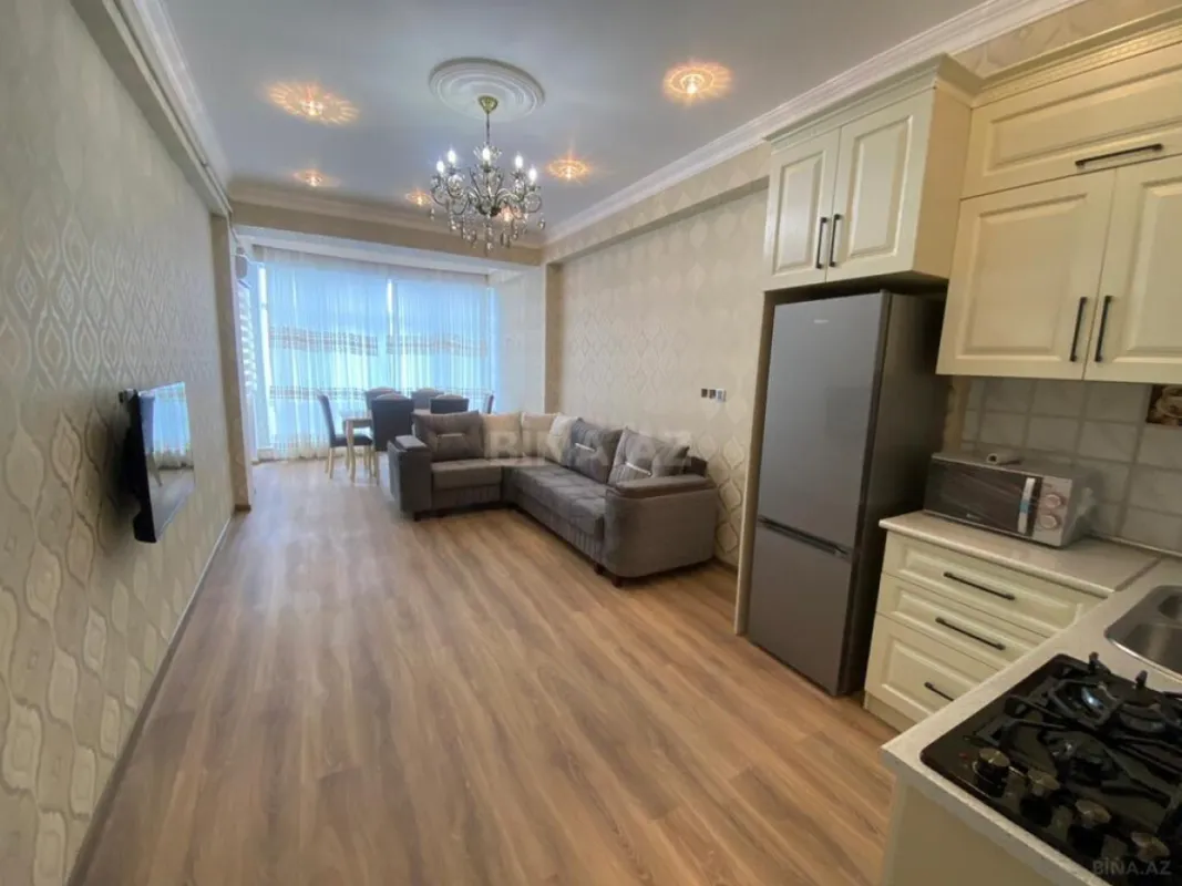 Kirayə verilir 2 otaqlı mənzil 70 m²
