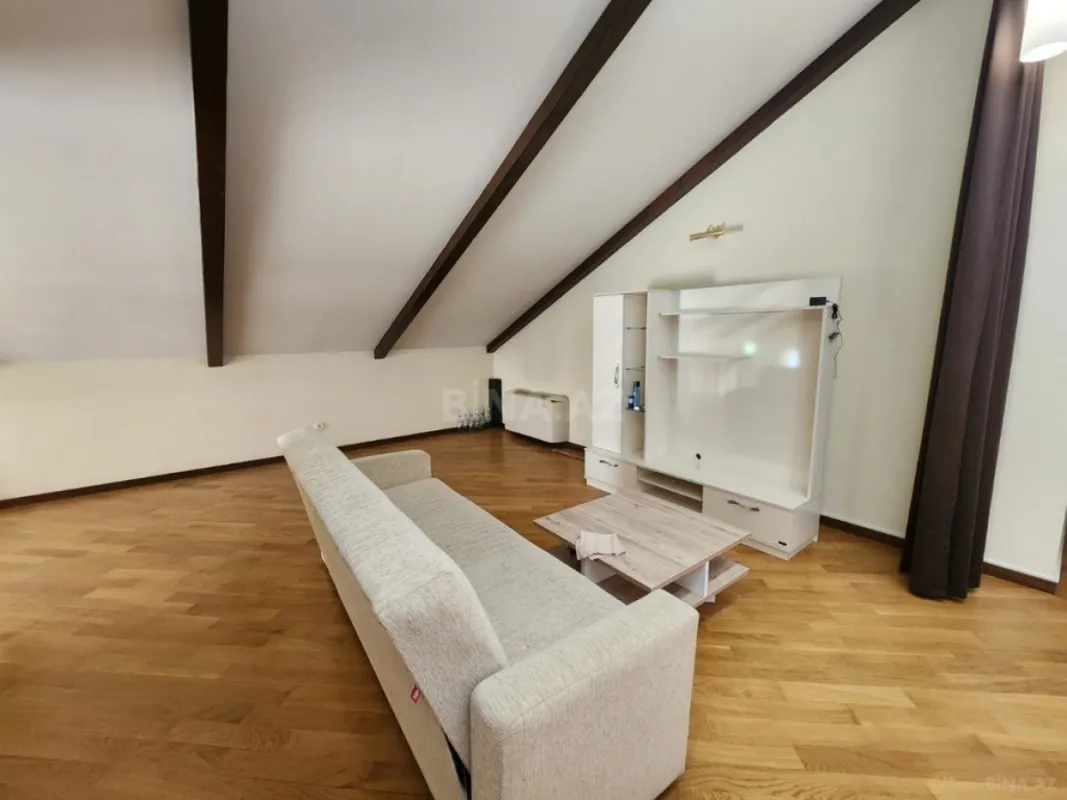 Kirayə verilir 5 otaqlı həyət evi 500 m²