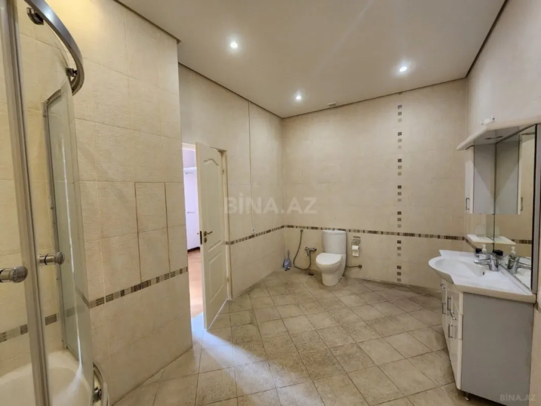 Kirayə verilir 5 otaqlı həyət evi 500 m²