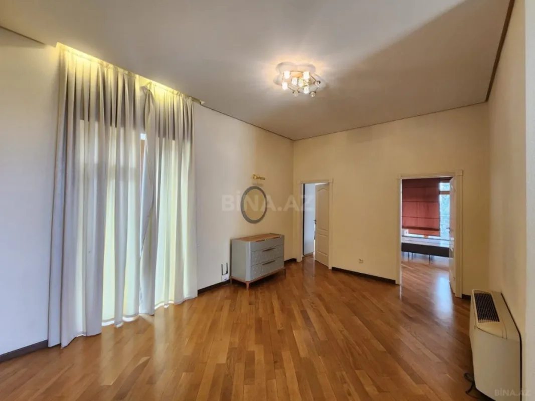 Kirayə verilir 5 otaqlı həyət evi 500 m²