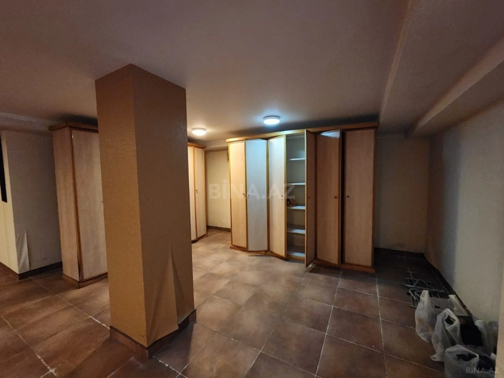 Kirayə verilir 5 otaqlı həyət evi 500 m²
