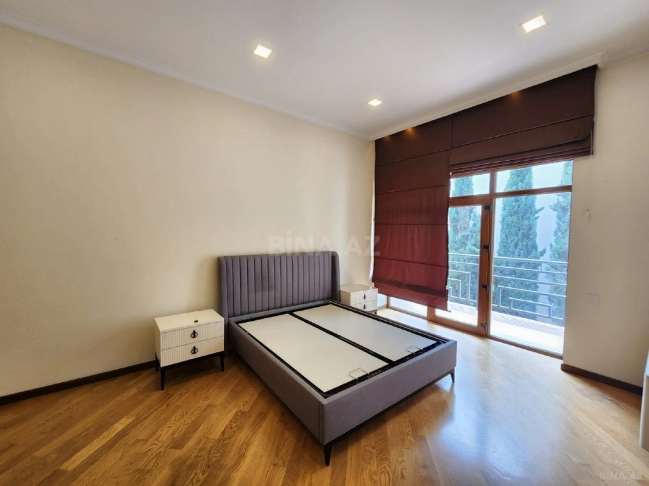 Kirayə verilir 5 otaqlı həyət evi 500 m²