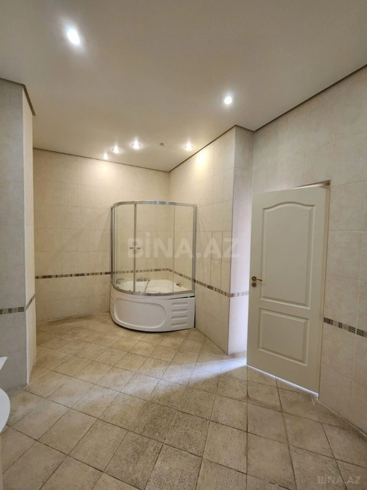 Kirayə verilir 5 otaqlı həyət evi 500 m²
