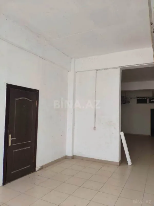 Satılır obyekt 750 m²