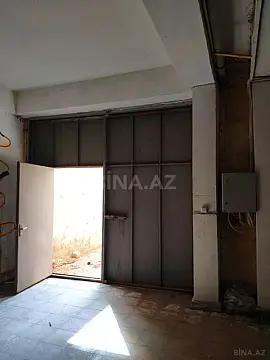 Satılır obyekt 750 m²