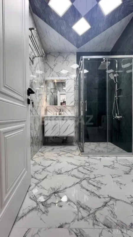 Satılır 4 otaqlı həyət evi 150 m²