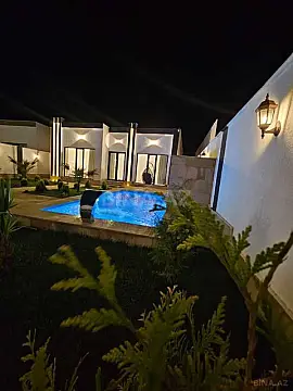 Satılır 4 otaqlı həyət evi 150 m²