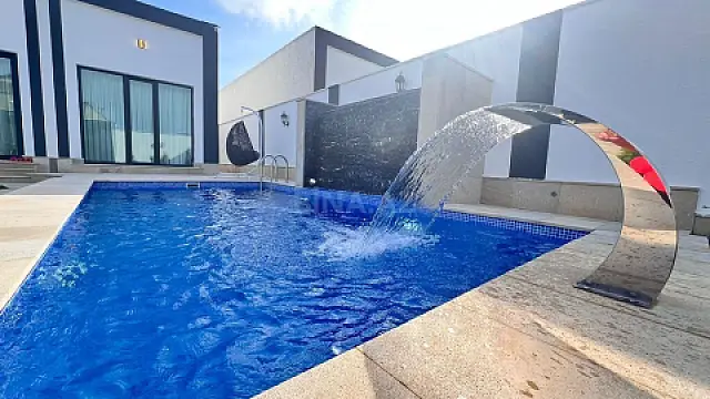 Satılır 4 otaqlı həyət evi 150 m²