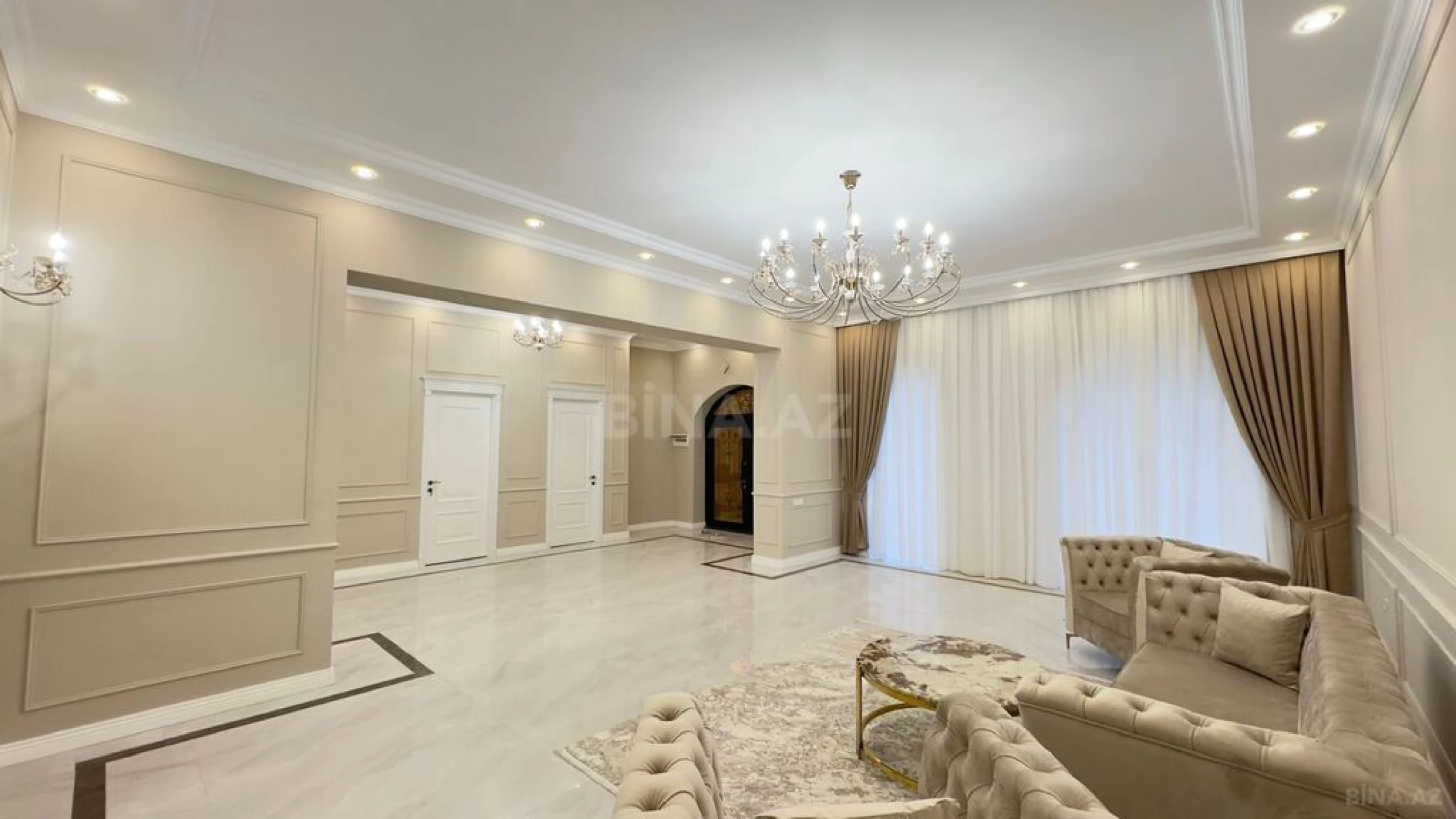 Satılır 5 otaqlı həyət evi 260 m²