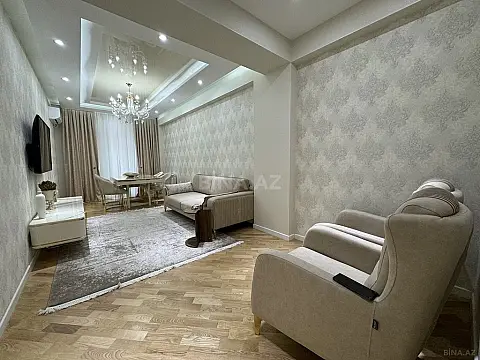 Satılır 2 otaqlı mənzil 97 m²