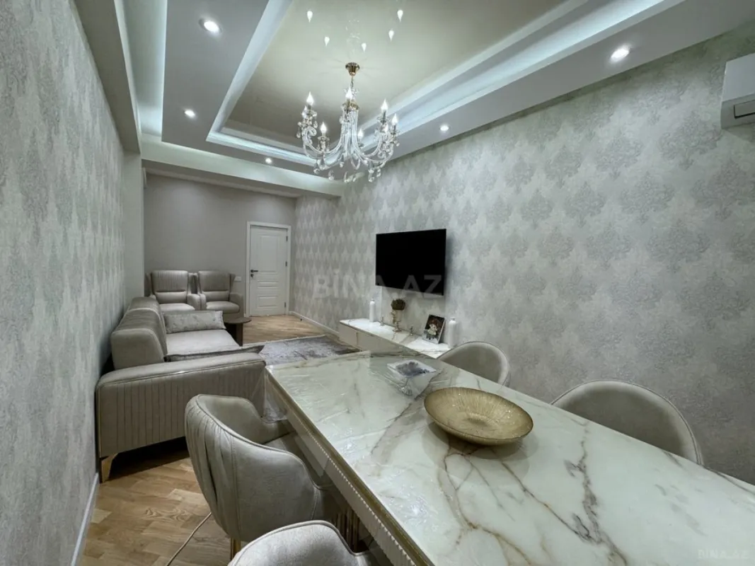 Satılır 2 otaqlı mənzil 97 m²