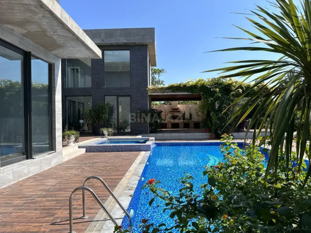 Kirayə verilir 4 otaqlı həyət evi 300 m²